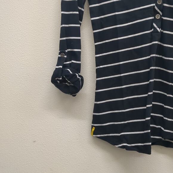 Lole black and white stripped quarter button top size S - Picture 5 of 6